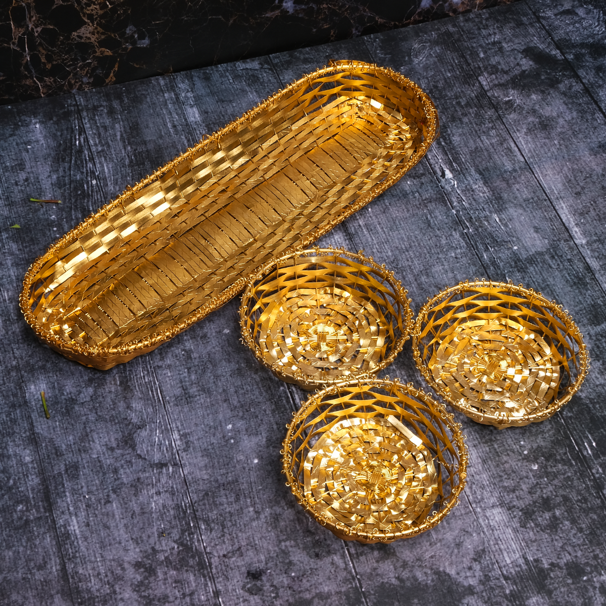 Designer Tray with 3 Round Small Baskets