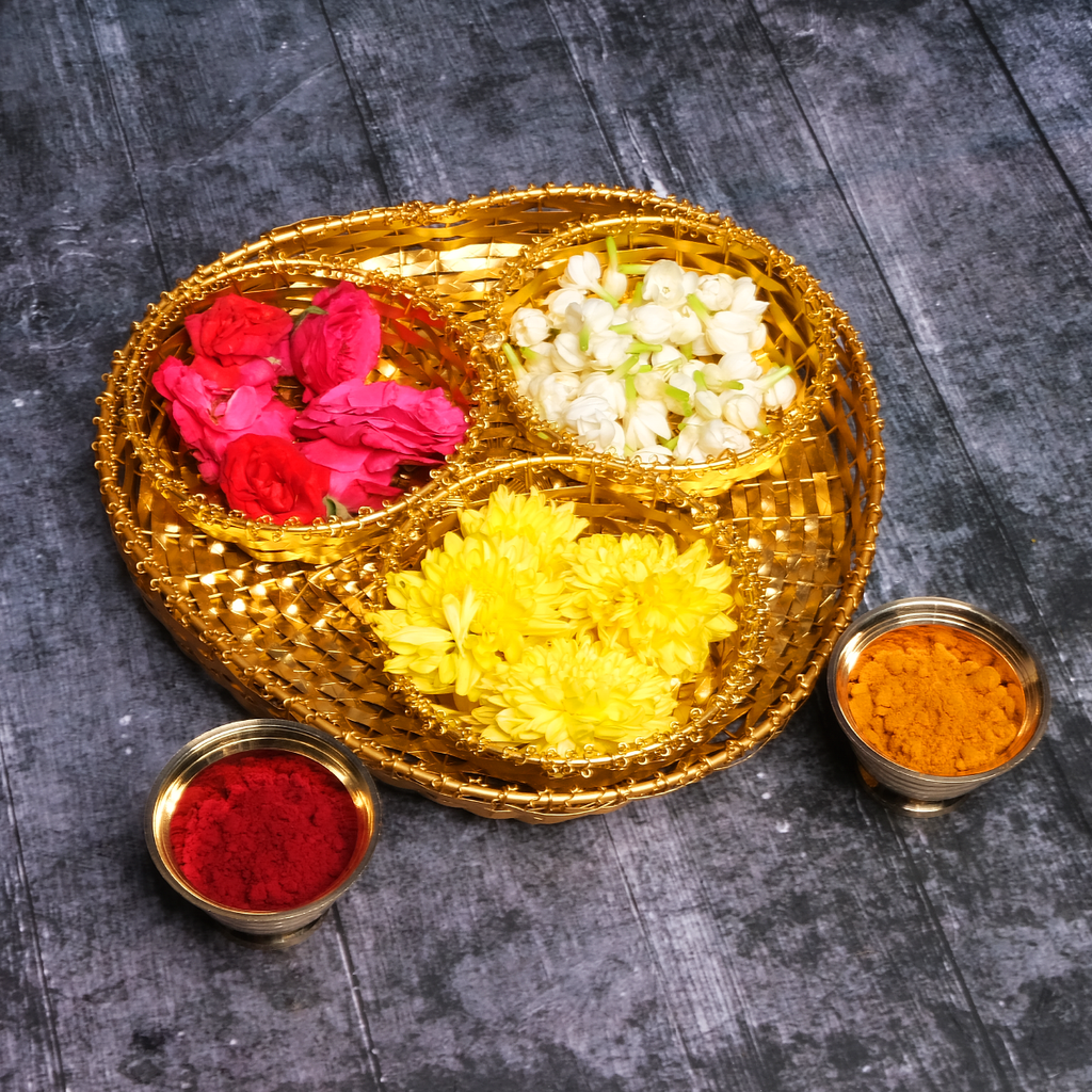 Designer Round Basket with 3 Small Trays