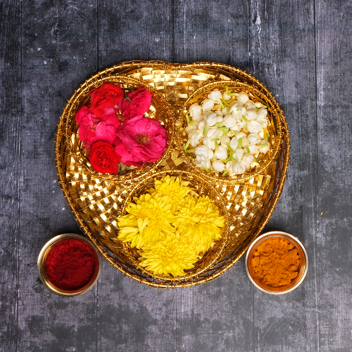 Designer Round Basket with 3 Small Trays