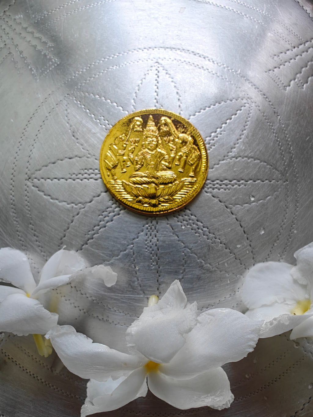 Sacred Pooja Coir Yantra Coins – Set of 10 (2.5 cm)