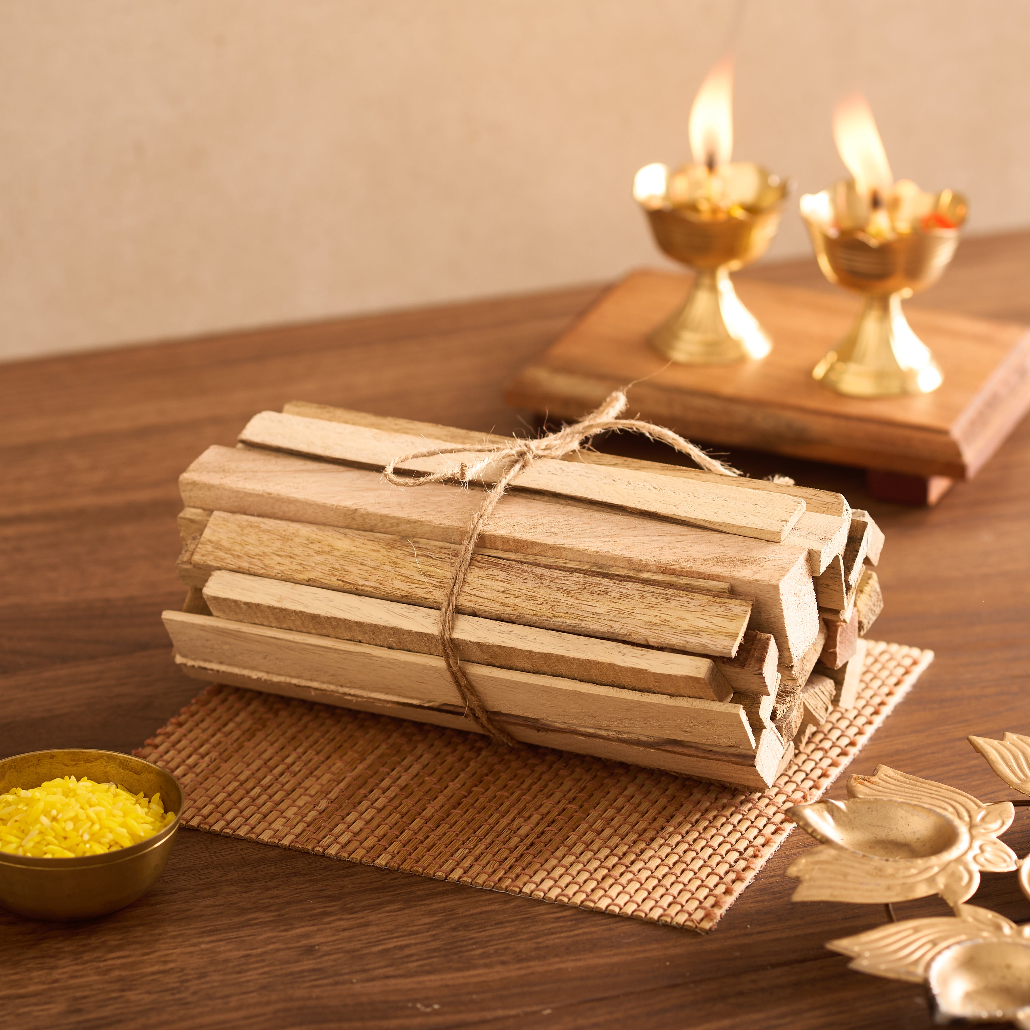 Dried Mango Wood Sticks Bundle (1 KG).