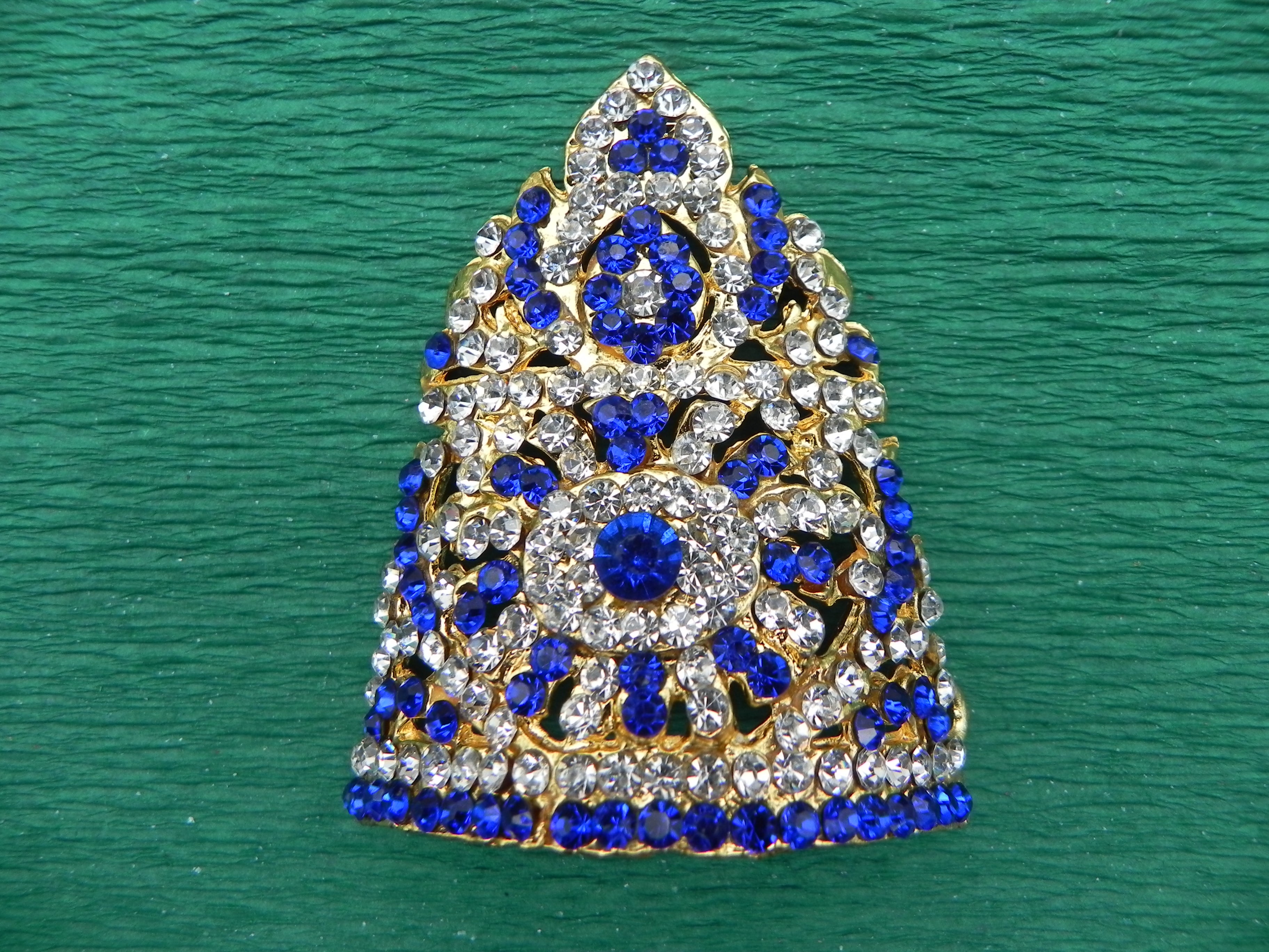 Stone Half Kirita / Crown for Small God Idols