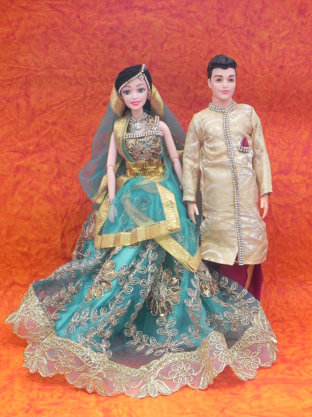 Marriage Wire  Dolls(Set of 2 people)