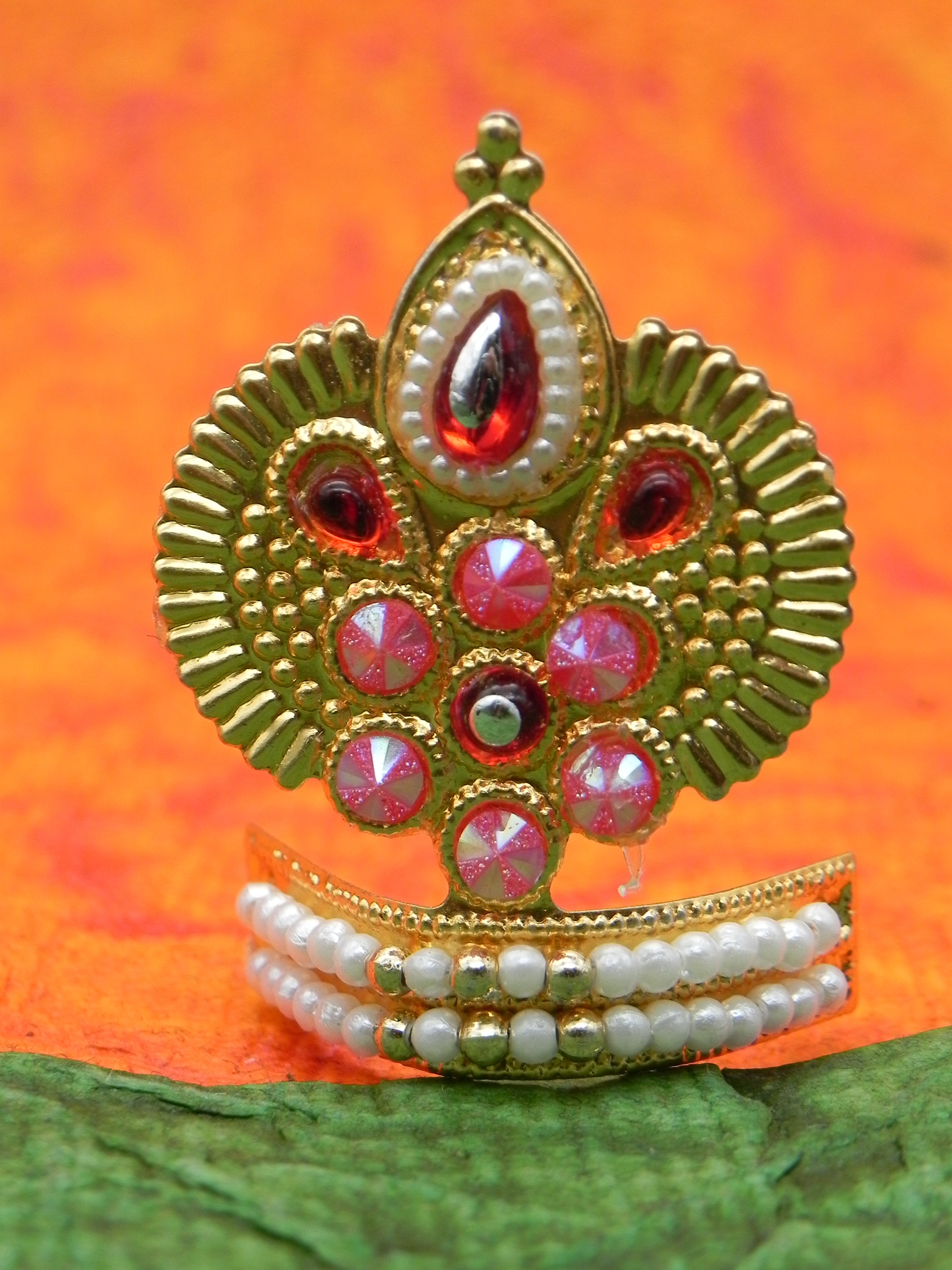 Mukut with Moti[Height - 1.5 inch]