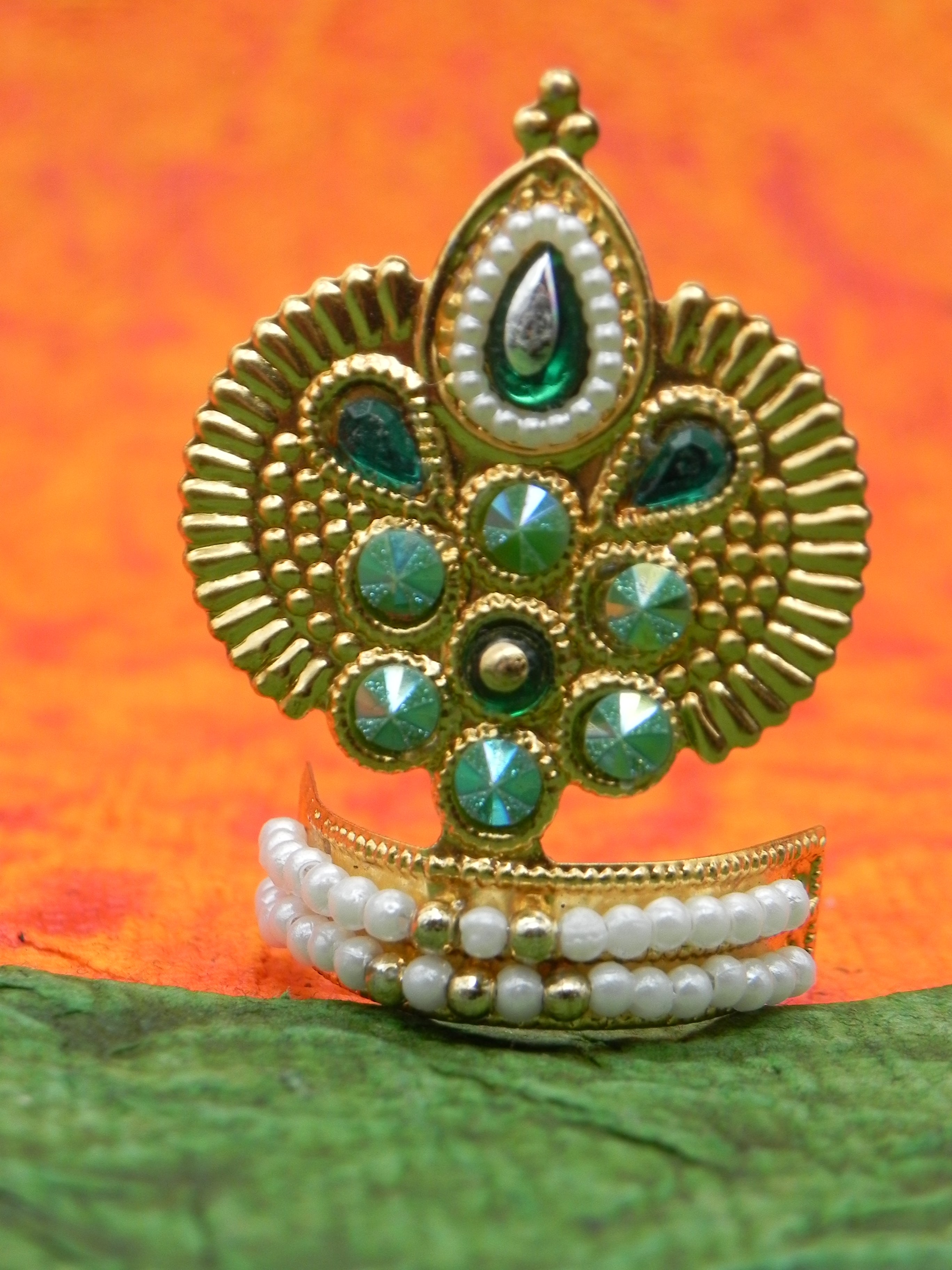 Mukut with Moti[Height - 1.5 inch]