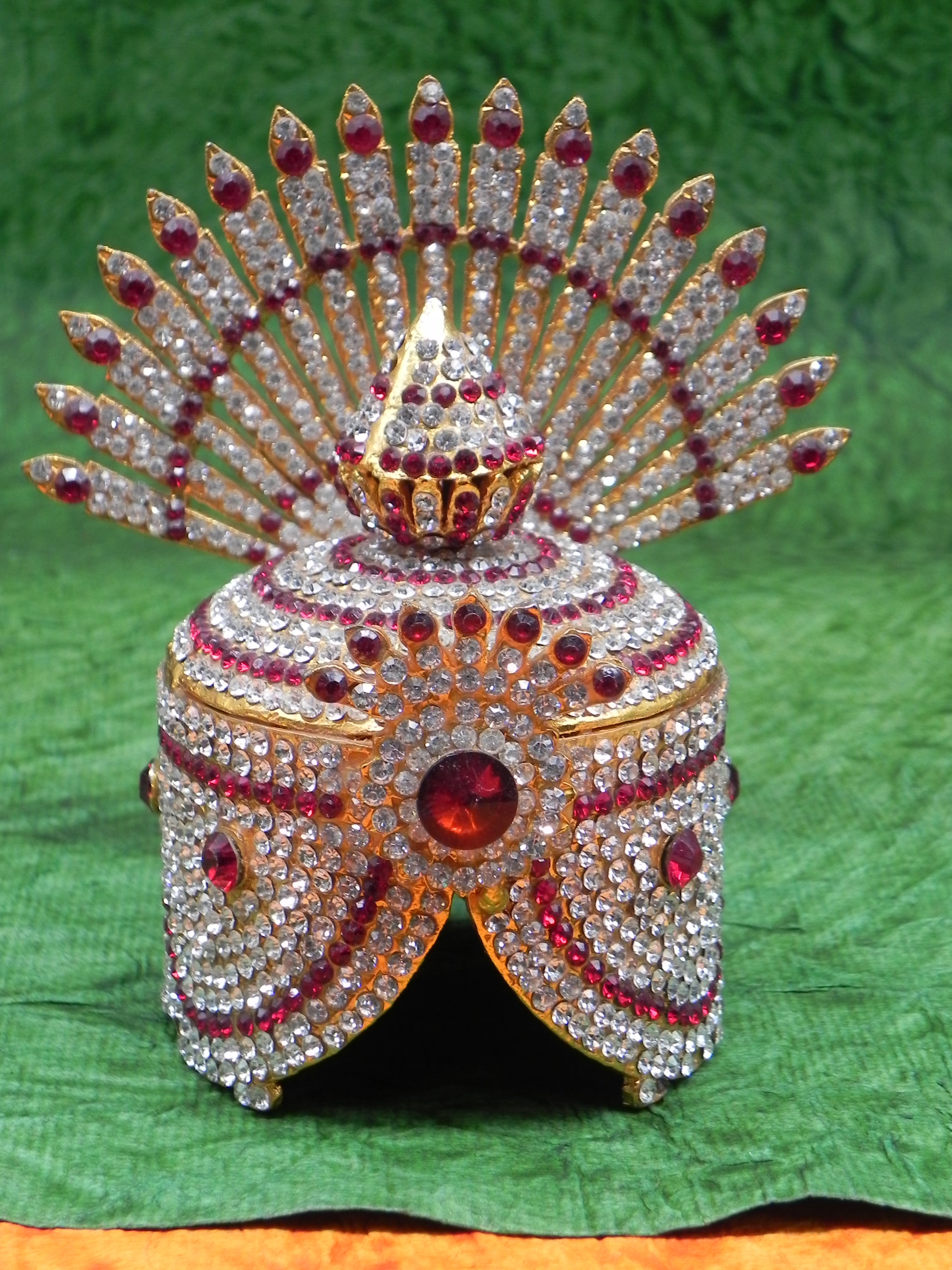 Sai Baba Keerita ( Height - 4inch)